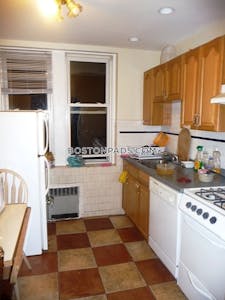 Allston/brighton Border Apartment for rent 2 Bedrooms 1 Bath Boston - $2,600 No Fee