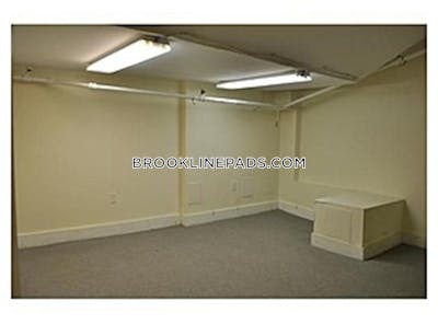 Brookline Apartment for rent 2 Bedrooms 1 Bath Coolidge Corner - $3,600 50% Fee