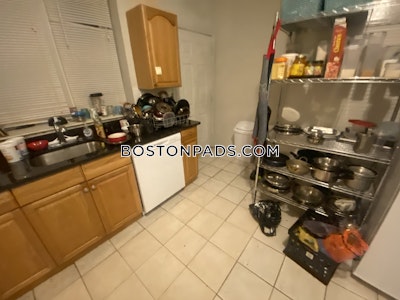 Mission Hill 3 Beds 1 Bath Boston - $4,100