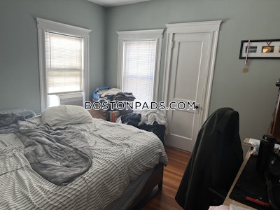 Medford 2 Bed 1 Bath MEDFORD  Tufts - $2,700