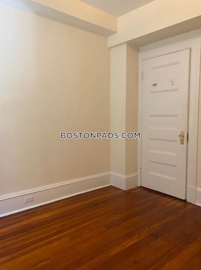 Cambridge 2 Bed 1 Bath CAMBRIDGE  Central Square/cambridgeport - $2,700 50% Fee