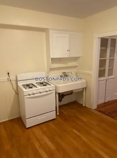 Cambridge 2 Beds 1 Bath  Central Square/cambridgeport - $2,700 50% Fee