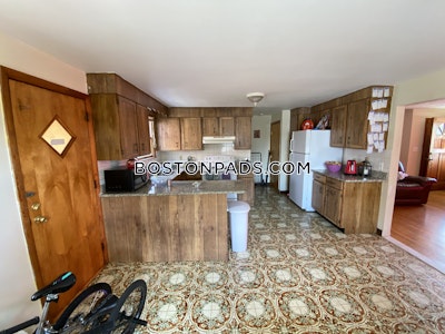 Brighton 3 Bed, 1.5 Bath Unit Boston - $3,800