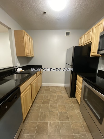 Back Bay 1 Bed 1 Bath Boston - $2,785