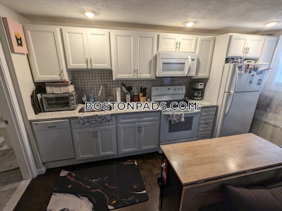 Malden 1 Bed 1 Bath - $2,000