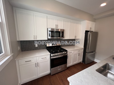 Cambridge 3 Beds 3.5 Baths  Harvard Square - $8,800 No Fee