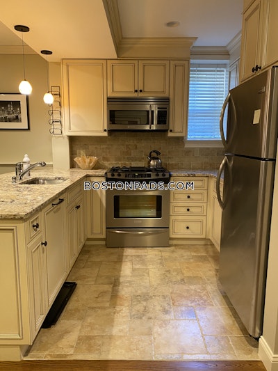 Back Bay 1 Bed 1 Bath Boston - $3,100