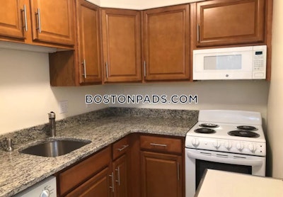 Brookline 2 Beds 1 Bath  Coolidge Corner - $3,150 No Fee