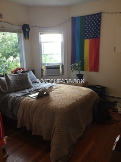 Medford 4 Beds Tufts  Tufts - $4,300