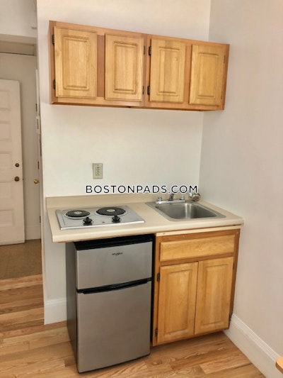 Brookline 0 Bed 1 Bath BROOKLINE- BOSTON UNIVERSITY $2,045  Longwood Area - $1,995