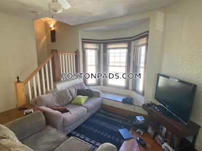 Medford 5 Beds 2 Baths Tufts  Tufts - $6,500