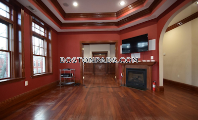 Brookline 4 Beds 2 Baths  Cleveland Circle - $5,600 No Fee