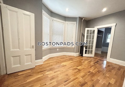 Dorchester 2 Beds 1 Bath Boston - $2,200 No Fee