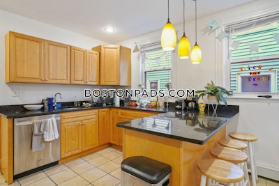 Mission Hill 3 Beds 1 Bath Boston - $5,700