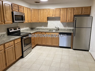 Brookline 2 Bed 1 Bath BROOKLINE- BOSTON UNIVERSITY $3,500  Boston University - $3,175 No Fee