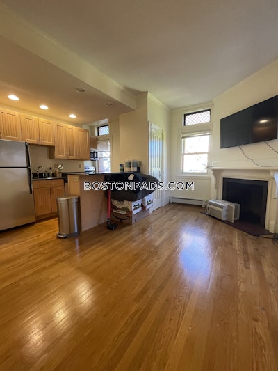 Back Bay Awesome 1 bed 1 bath with laundry on site! Boston - $3,400