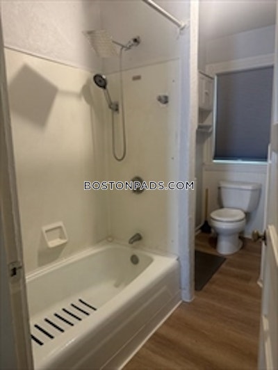 Newton 2 Beds 1 Bath  Newton Centre - $2,800