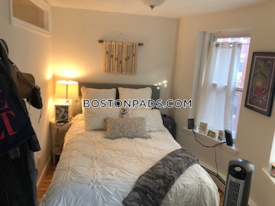 North End 2 Bed, 1 Bath Unit Boston - $3,200