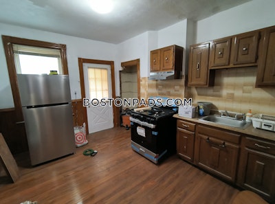 Fort Hill 3 Beds 1 Bath Boston - $3,450